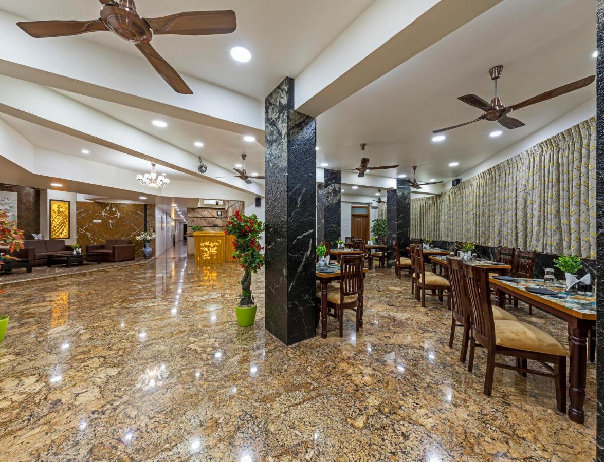 Hotel Blooming Soul Kolhapur Zewnętrze zdjęcie